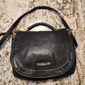 Michael Kors Bedford Flap Black Leather Shoulder Bag, Crossbody Purse GUC READ